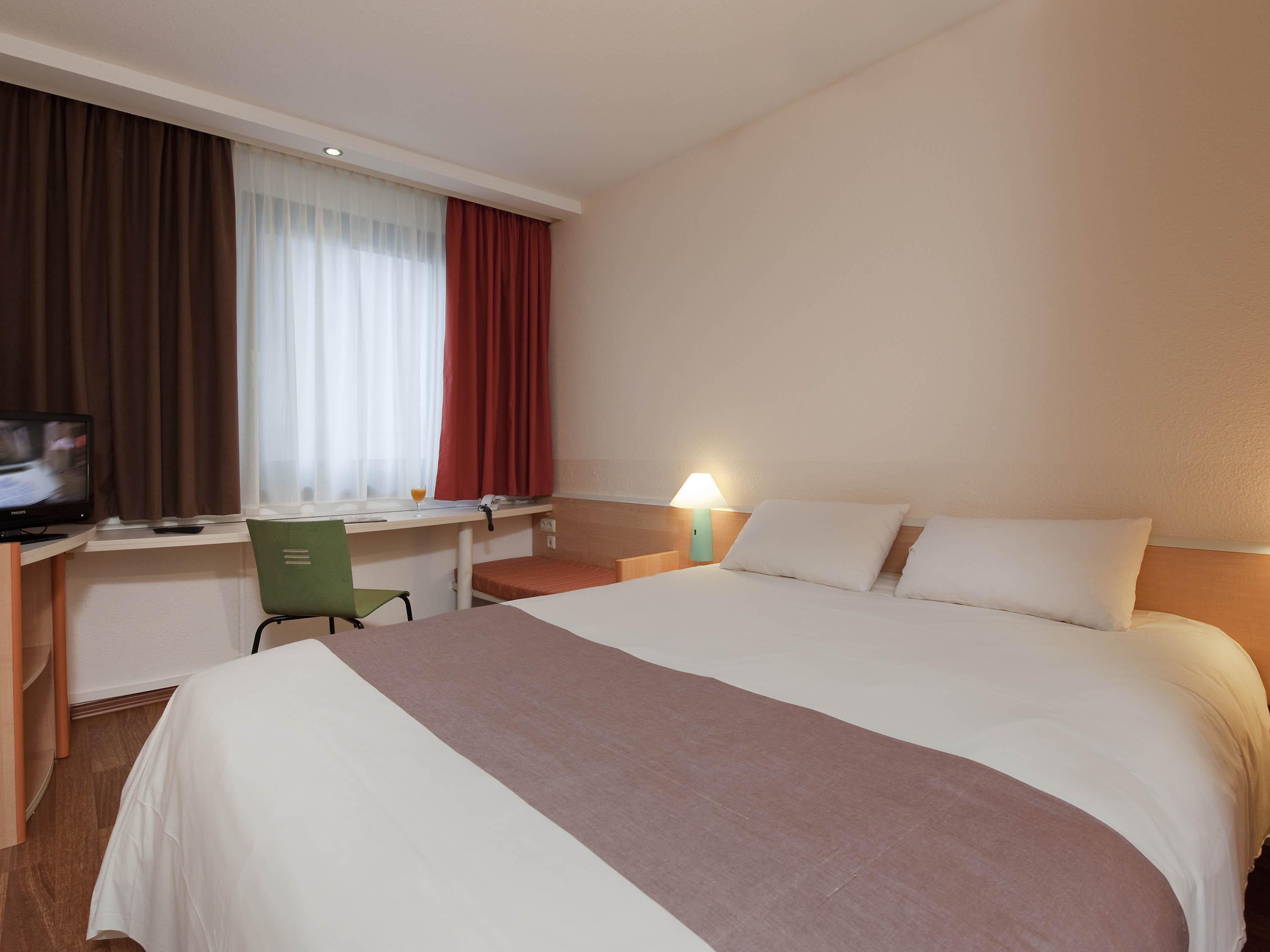 Ibis Ulm City Экстерьер фото