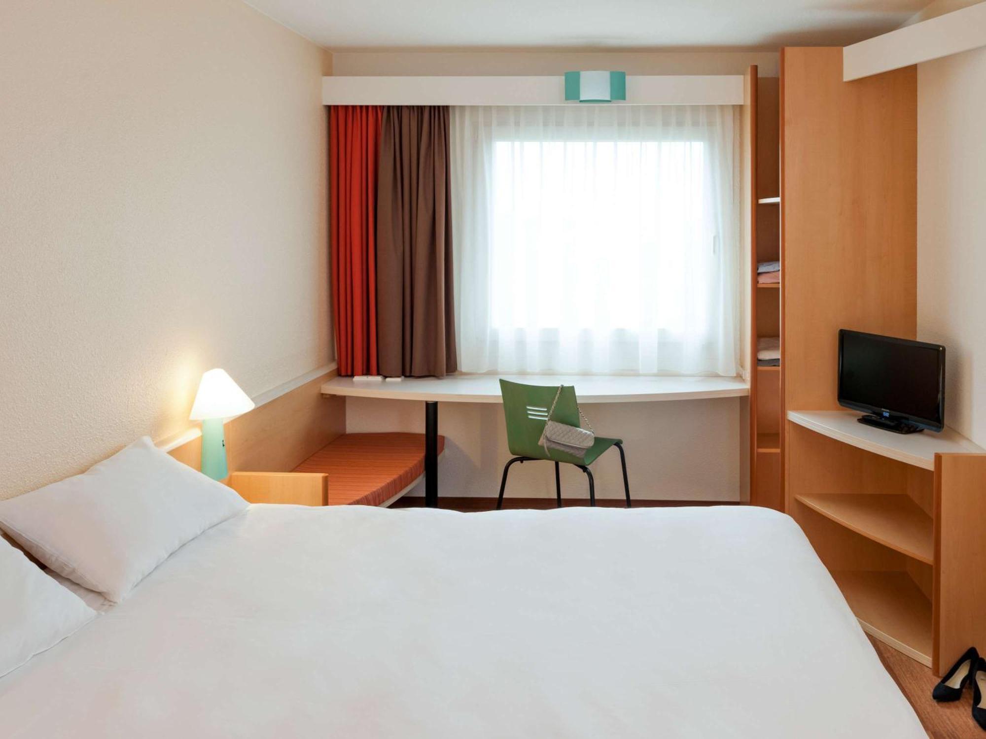 Ibis Ulm City Экстерьер фото