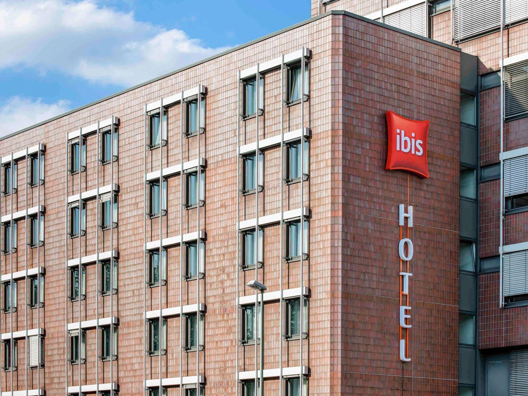 Ibis Ulm City Экстерьер фото